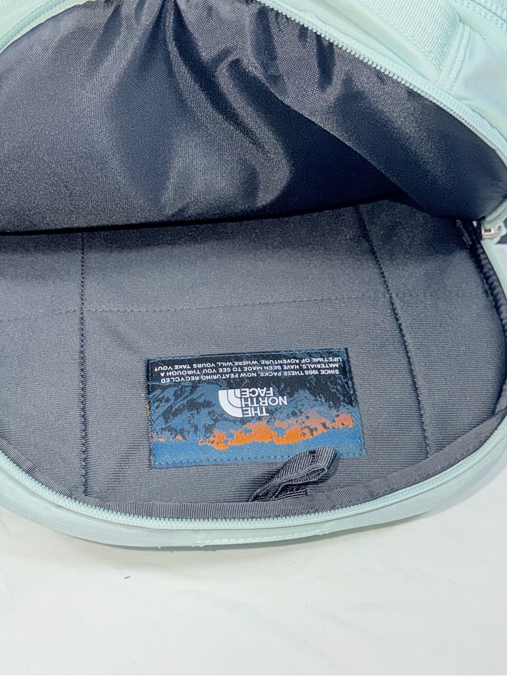 The North Face Womens Borealis Backpack Pastel Sage Green Mint Commuter Laptop - Picture 9 of 11